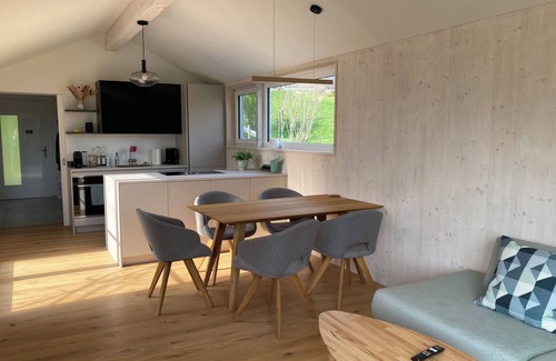 Pinsdorf House | Modern vacation home on the mountain with large garden in the beautiful Salzkammergut region