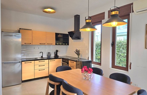 Qerek Villa | Modern Villa at Perla Resort 150