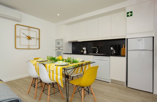 Furnas House | Modern villa in the center of Furnas