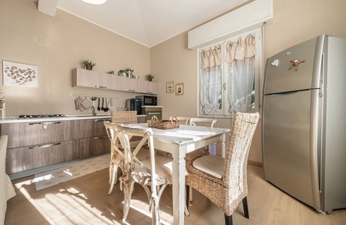 Quartu Sant'Elena Villa | Modern Villa Maria Beatrice with Large Garden