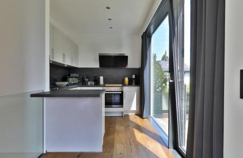 Gersthofen House | Moderne DHH mit zwei Apartments