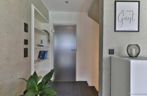 Gersthofen House | Moderne DHH mit zwei Apartments
