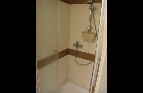 Kummernitztal Apartment | Moderne Fewo Nähe Plauer See