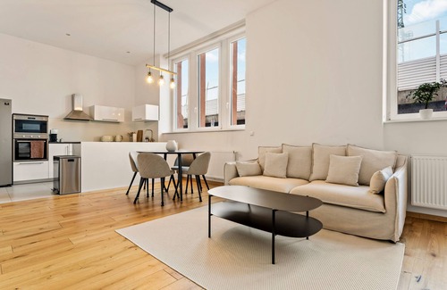 Sudliche Innenstadt Apartment | Modernes Castillo Grande Über 80 QM