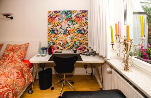 Karlsbad House | Modernes und gemütliches Designerzimmer