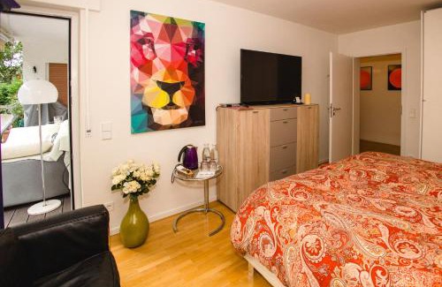 Karlsbad House | Modernes und gemütliches Designerzimmer