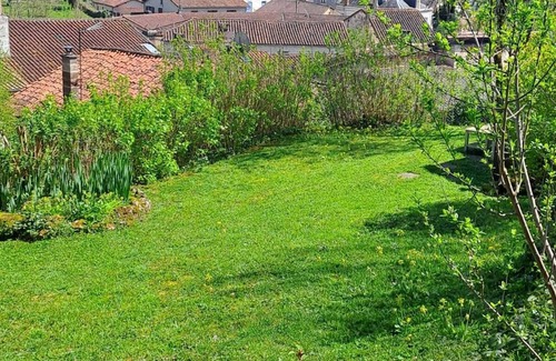 Brantome-en-Perigord House | Modernised town house in the centre of Brantome, with a pretty garden