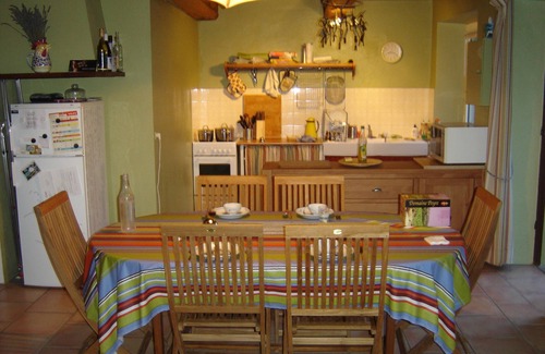 Lussan House | Modernised local stone-built farmhouse, very quiet, large garden for families