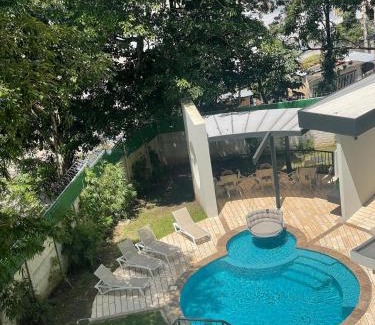 San Salvador Apartment | Moderno apart en Col Escalón,vista,piscina,gimnasio