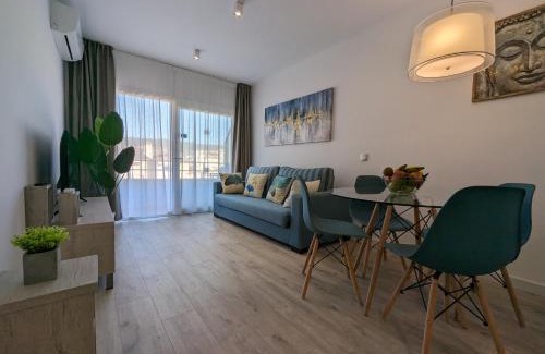 L'Estartit Apartment | Moderno con piscina en L'Estartit by Host&Joy