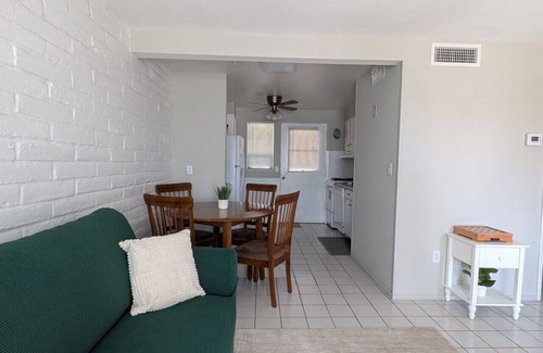 Haven Green Valley East Condo | Modest Green Valley Villa 55+