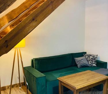 Cisna Bed & Breakfast | Modryna - Modrzewiowy Dom