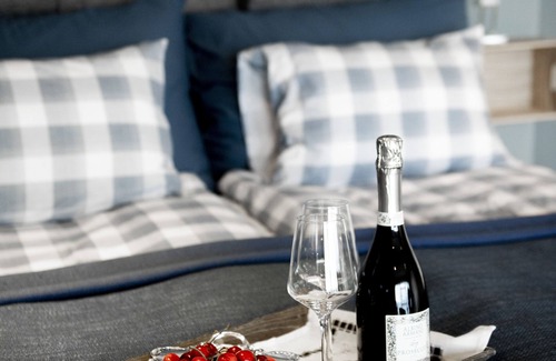 Fiskabygd Hotel | Moens Motell