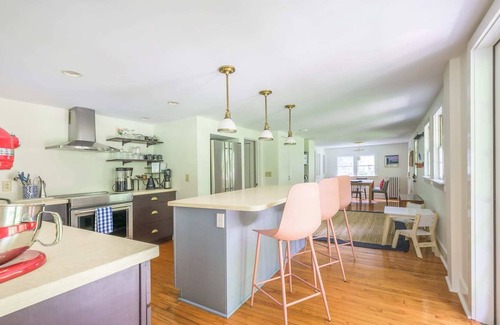 Egremont House | Molasses Hill; right next to Catamount Ski resort!