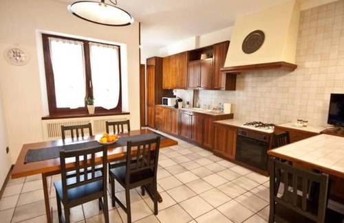 Borgo Roma Apartment | Molinara · Huge 6pax apartment close to the Fair