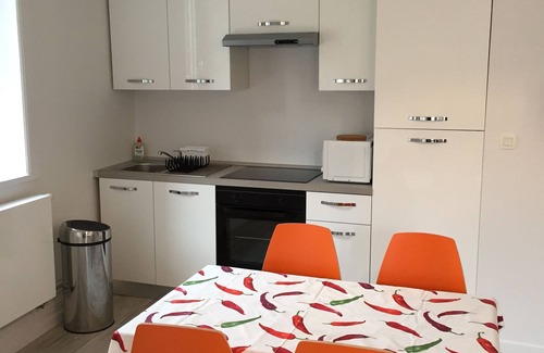 Perica - Village House | Monastic farmhouse, furnished comfort, near the center of Lyon