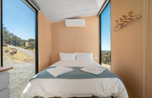 Ararat House | Montara Views 4 by Tiny Away