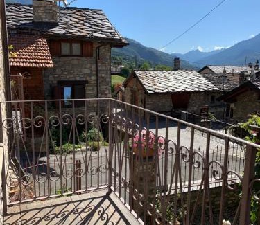 Saint-Christophe Apartment | Monte Emilius Alloggio ad uso turistico VDA SAINT CHRISTOPHE n 0002