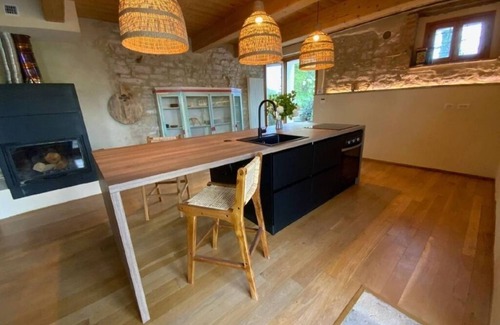 Pergola Apartment | Monte Pino | Aurelio - newly renovated, luxurious relax apartment 68 m²