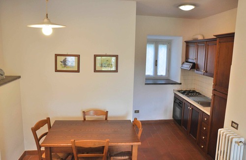 Capranica Apartment | Montecasciano - Rosa