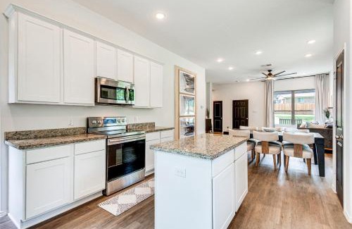 Montgomery House | Montgomery Home with Pond Access, Fire Pit and More!