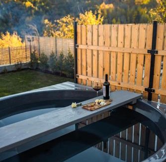 Calnic House | Moonlight Hill Point