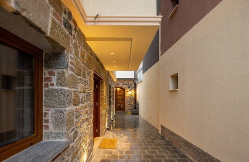 Korce Villa | "Moonlight Serenade" is a charming Villa in the historic center of Korça.