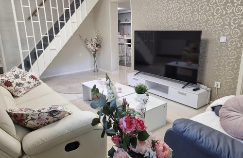 Broby Apartment | Moonlight - Trevlig Källarlägenhet