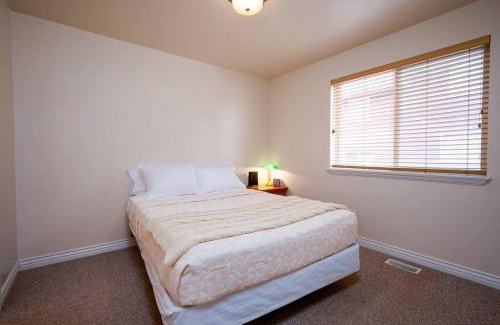 Powder Mountain House | Moonridge Ski Haven a Ski In and Ski Out Property