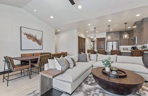 Park City House | Moose Mgmt at Black Rock 14488: Pvt Hot Tub-Mountain View-Free Shuttle-Balcony