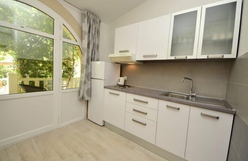 Cove Tri Zala (Zrnovo) House | Moreška by Interhome