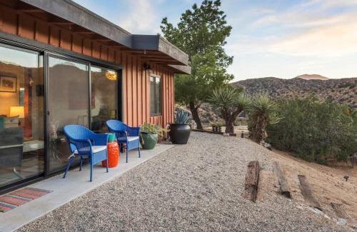 Morongo Valley House | Morongo Star Ranch - Rolling Country Hills w Pool