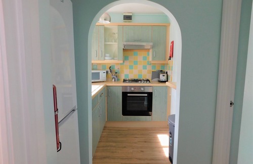 Sheringham Cottage | Morris House - a house that sleeps 11 guests in 6 bedrooms