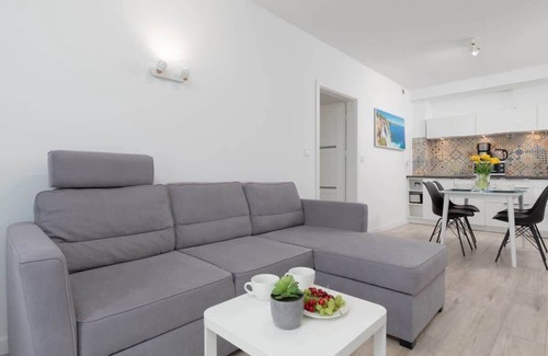 Dziwnowek Apartment | Morska 5 | Light Grey Apartment | Close to Beach