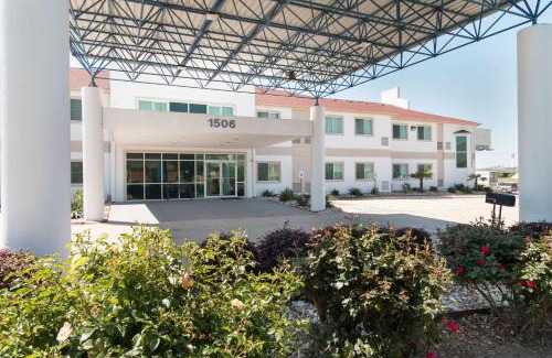 Hillsboro Hotel | Motel 6-Hillsboro, TX