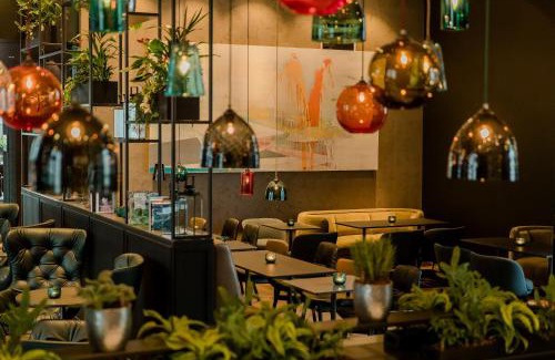 Old Town Hotel | Motel One Köln-Neumarkt