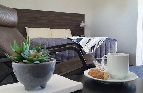 Seymour Hotel | Motel River Bend