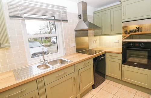 Haverfordwest House | MOUNTAIN FARM, pet friendly, with open fire in Broad Haven