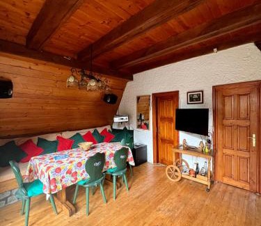 Cheia Ski Chalet | Mountain Getaway Cabin