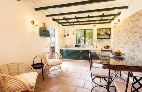 Arafo Villa | Mountain getaway for hikers - house 1