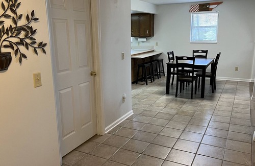 Crossville - Harriman Apartment | Mountain ridgetop apartment located in a quaint setting