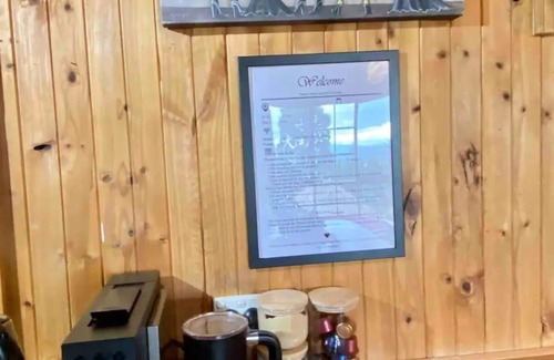 The Basin House | Mountain View Spa Cottage