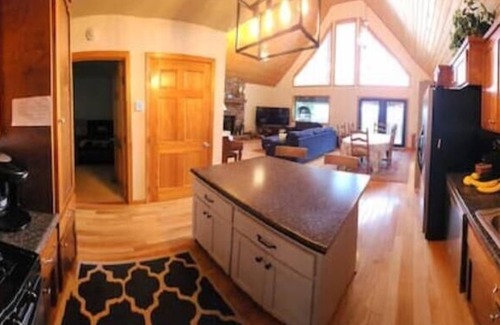 Murphy House | Mountain Views- Appalachian Mtns/Smokies. Waterfalls, trails, casino nearby!