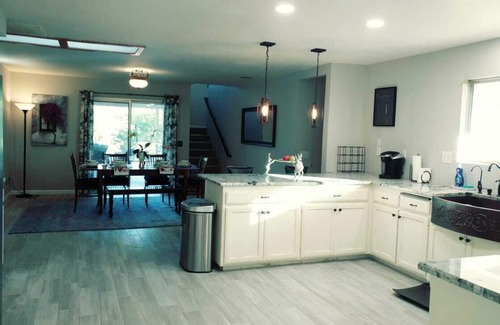 San Diego Country Estates House | Mountain Views at Modern Cozy Wine Country Home, Steps Away from Hiking Trails