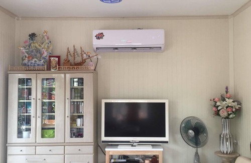 Phatthana Nikhom Hotel | Mourakot Resort