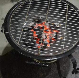 New Friends Colony Bed & Breakfast | MOYDOM Private Ensuite with Shared Balcony & Kitchen