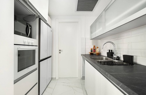 Nachlaot Apartment | MR savyon view 2BR with balcony