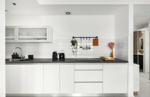 Nachlaot Apartment | MR savyon view 2BR with balcony