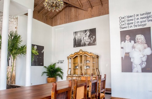 Montego Bay Apartment | Mr X Suite Music Mansion/ Xperience w/ Sauna,Pool,Jacuzzi, Beach Access, Staff