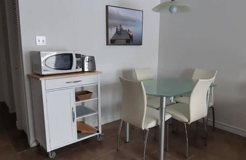 Magog Apartment | Mt-Orford ski 8.5Km. Walk to old Magog! Lake view w/pools, hot tub, sauna! Quiet